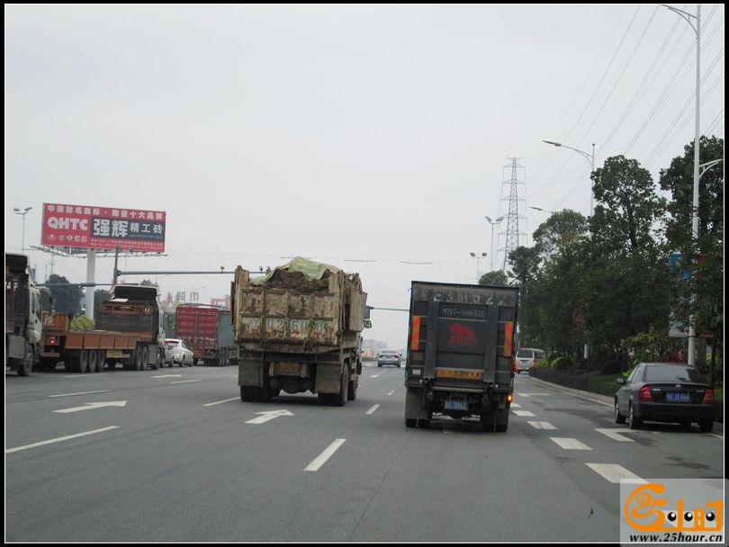 刘队长呼吁管理泥头车！01.jpg