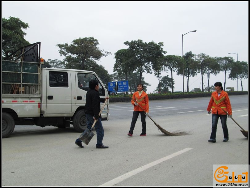 刘队长呼吁管理泥头车！07.jpg