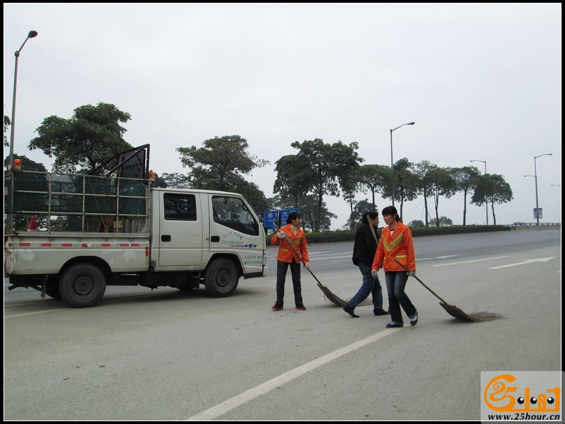 刘队长呼吁管理泥头车！08.jpg