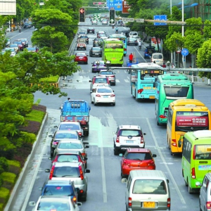 自动挡等红灯挂哪挡省油 挂错挡损伤发动机