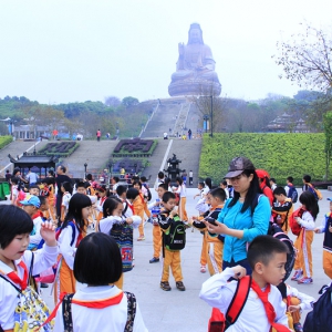 西樵山学生团旅游“火热”，四个月共接待约3万人