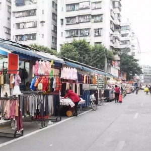 禅城城管向背街小巷延伸，让佛山市民生活更舒心