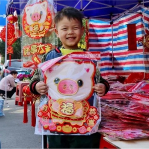 狮山猪年花市“开锣”，年花年桔价格“大起底”