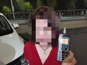 广东一女子醉驾被查，丈夫竟潜入医院稀释血样……